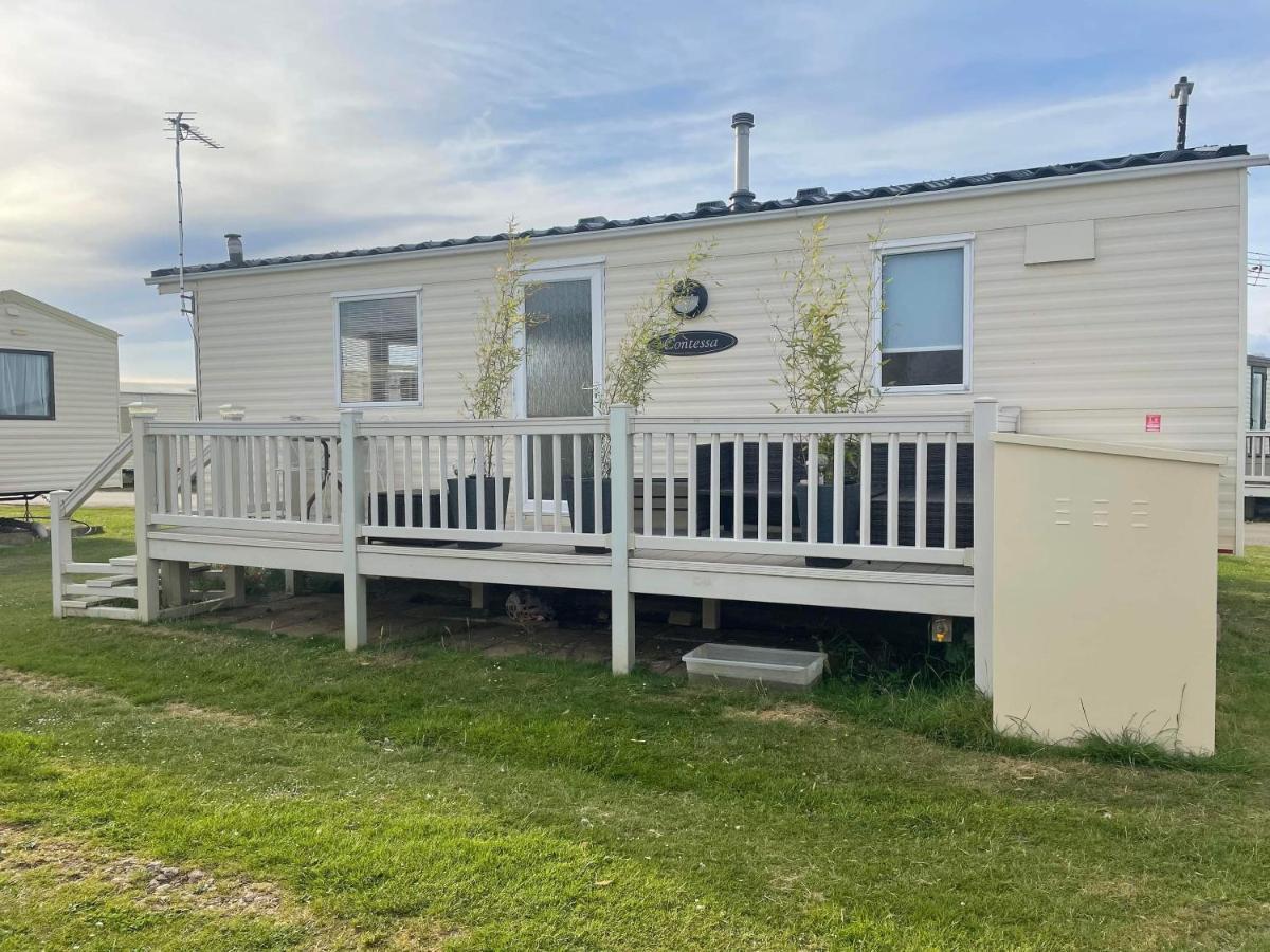 Heacham Golden Sunset Pets Go Free Linen Included Holiday home Hunstanton