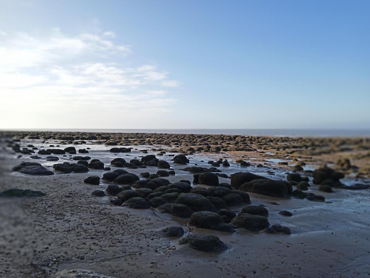 Heacham Golden Sunset Pets Go Free Linen Included * Hunstanton